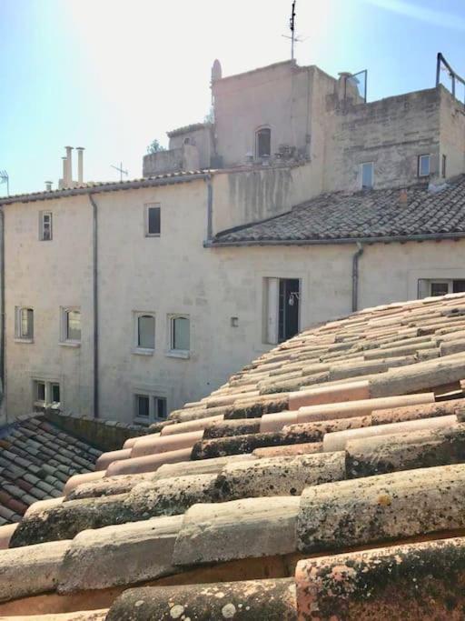 Studio Sous Les Toits Tres Bien Place Et Climatise Montpellier Exterior foto